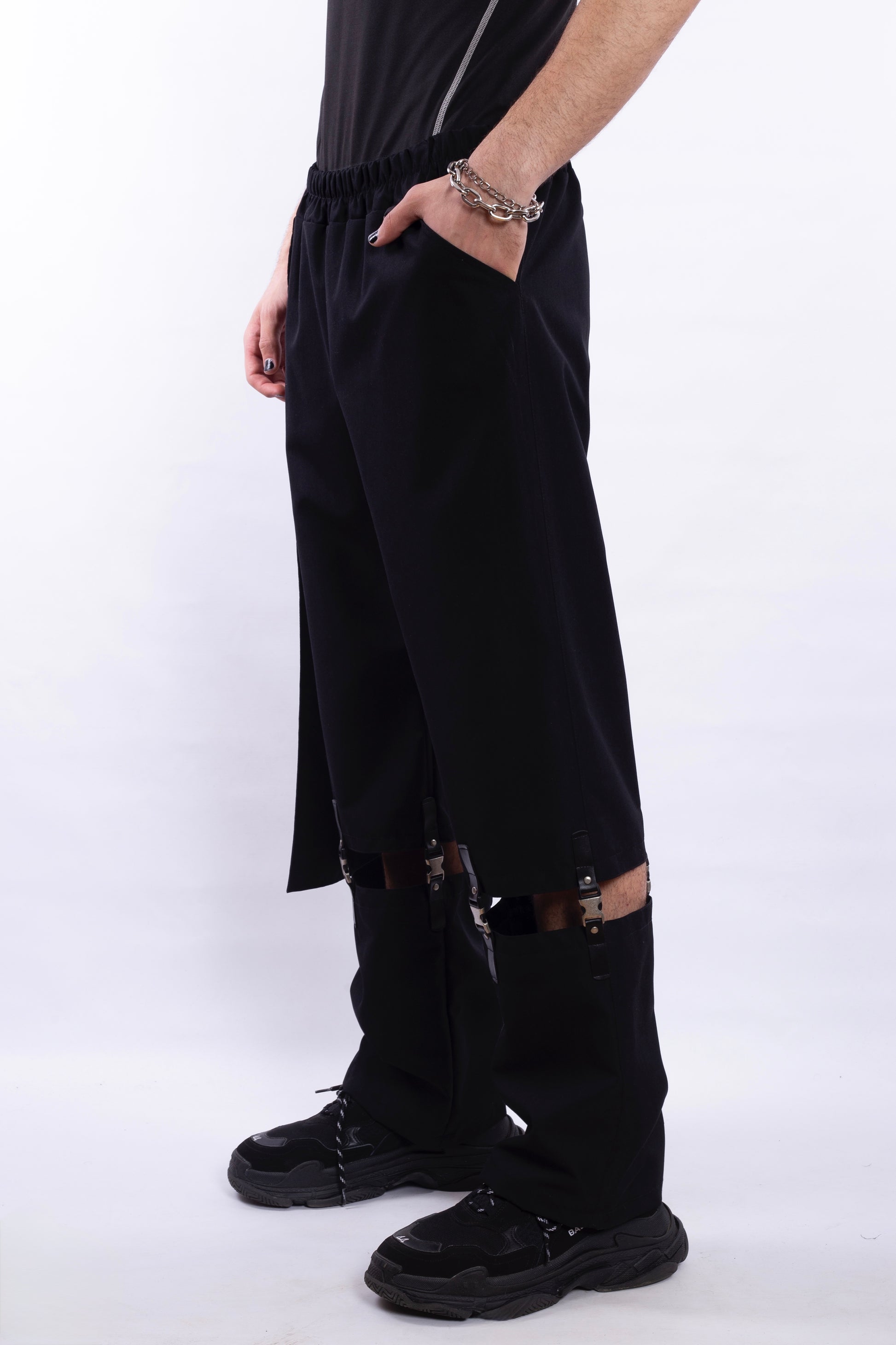 Black Pants L13 Transformer