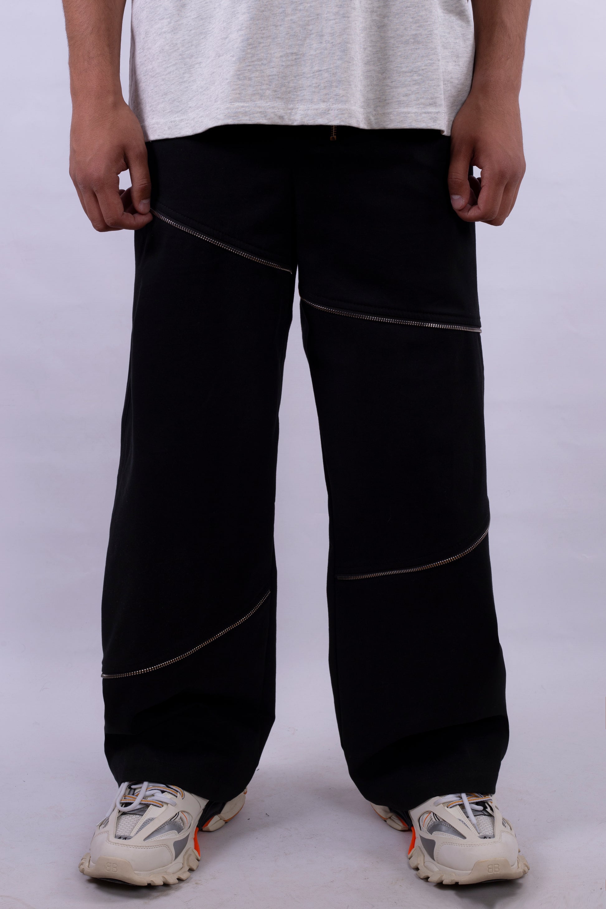 Cargo Pants with Zippers M4