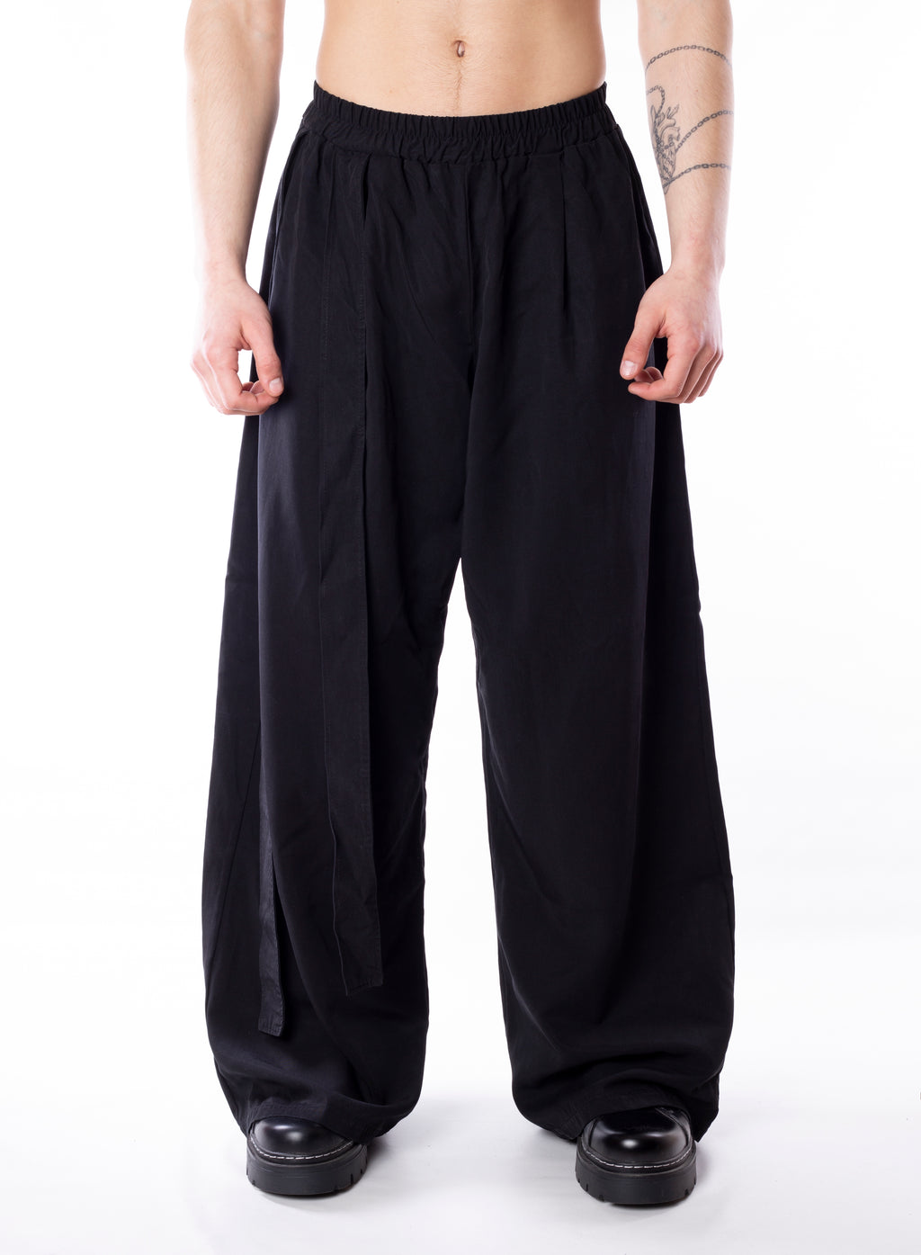 Wide Classic Pants