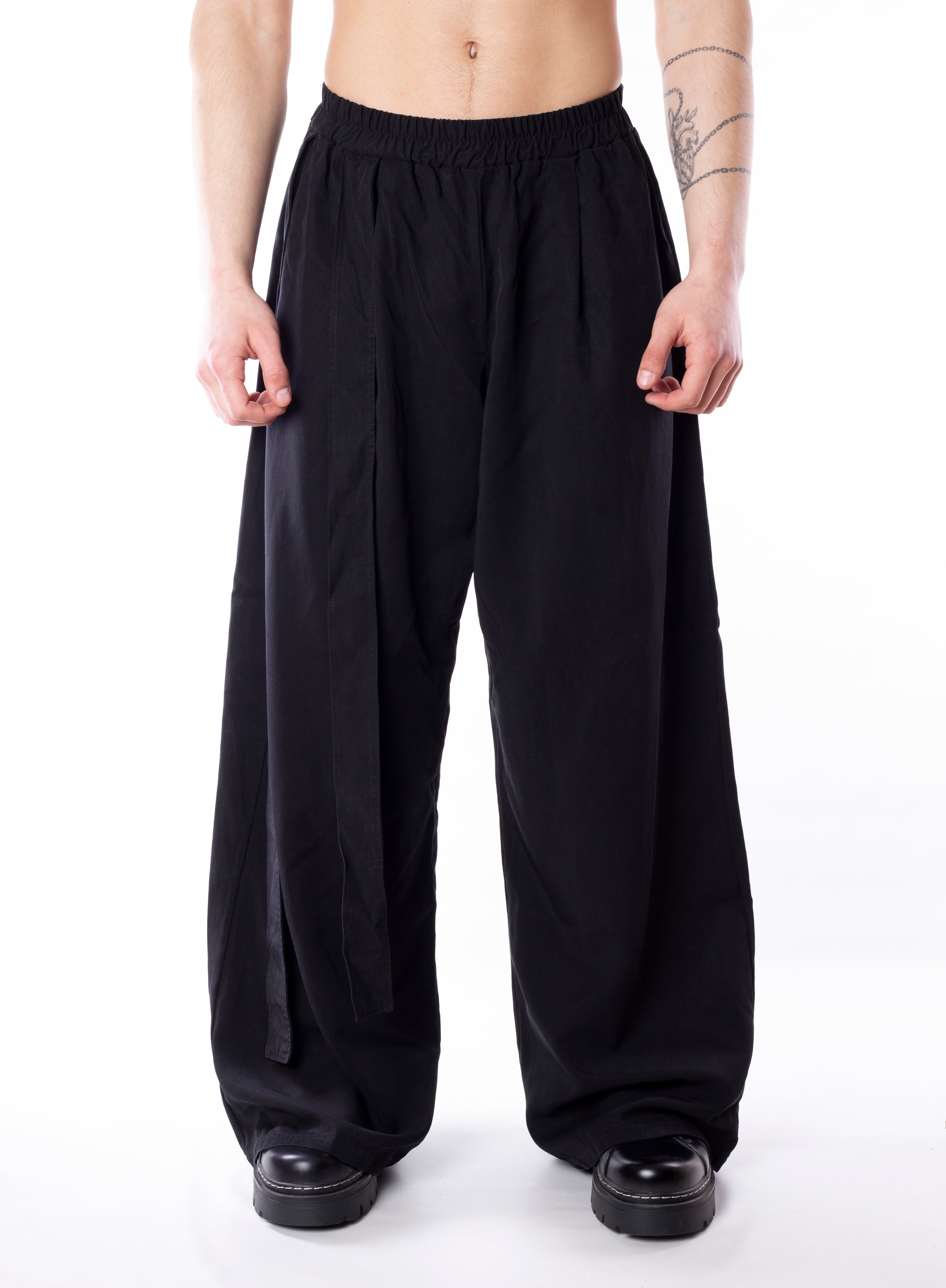 Wide Classic Pants