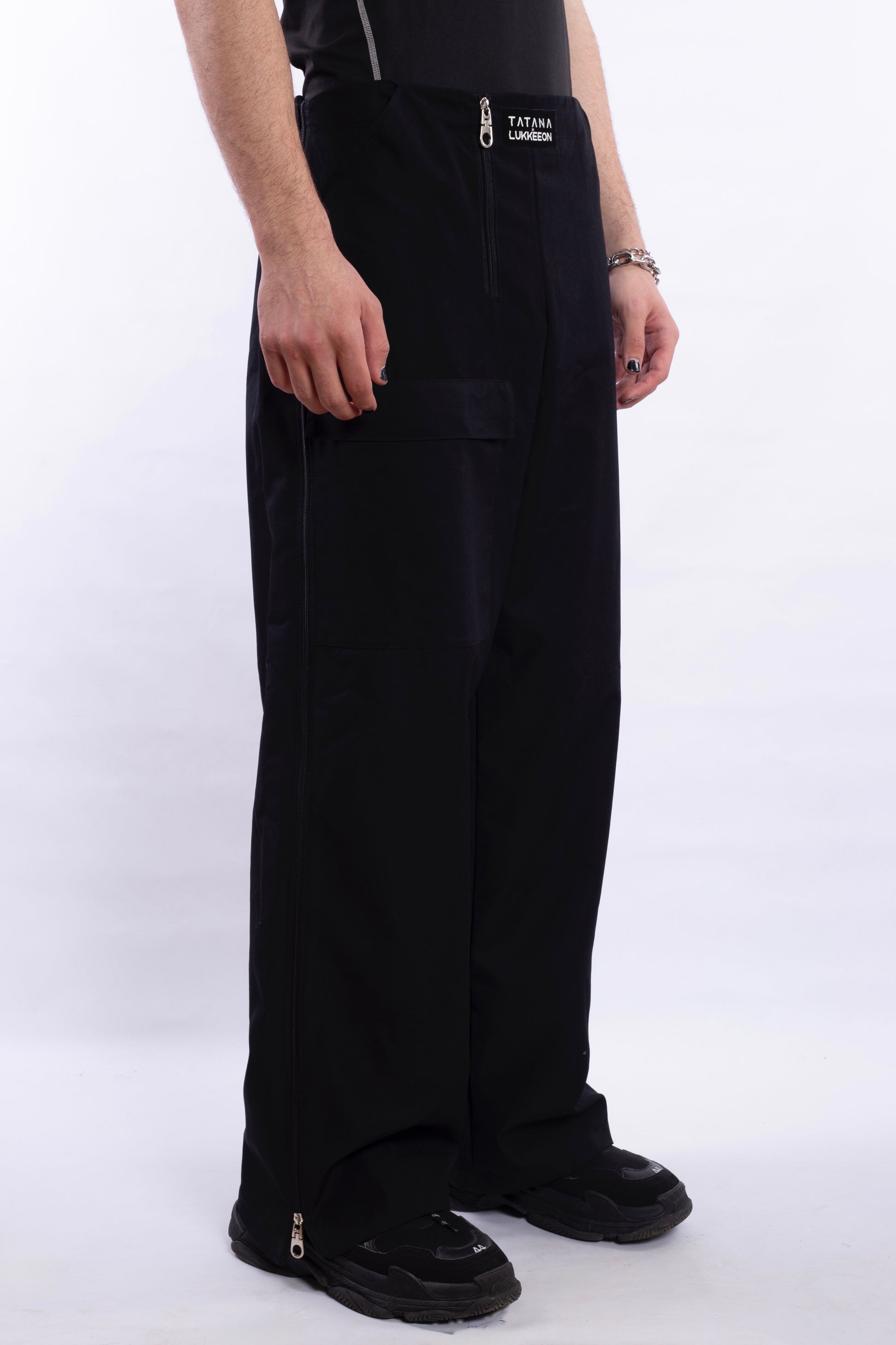 Black Pants L9 With Zippers