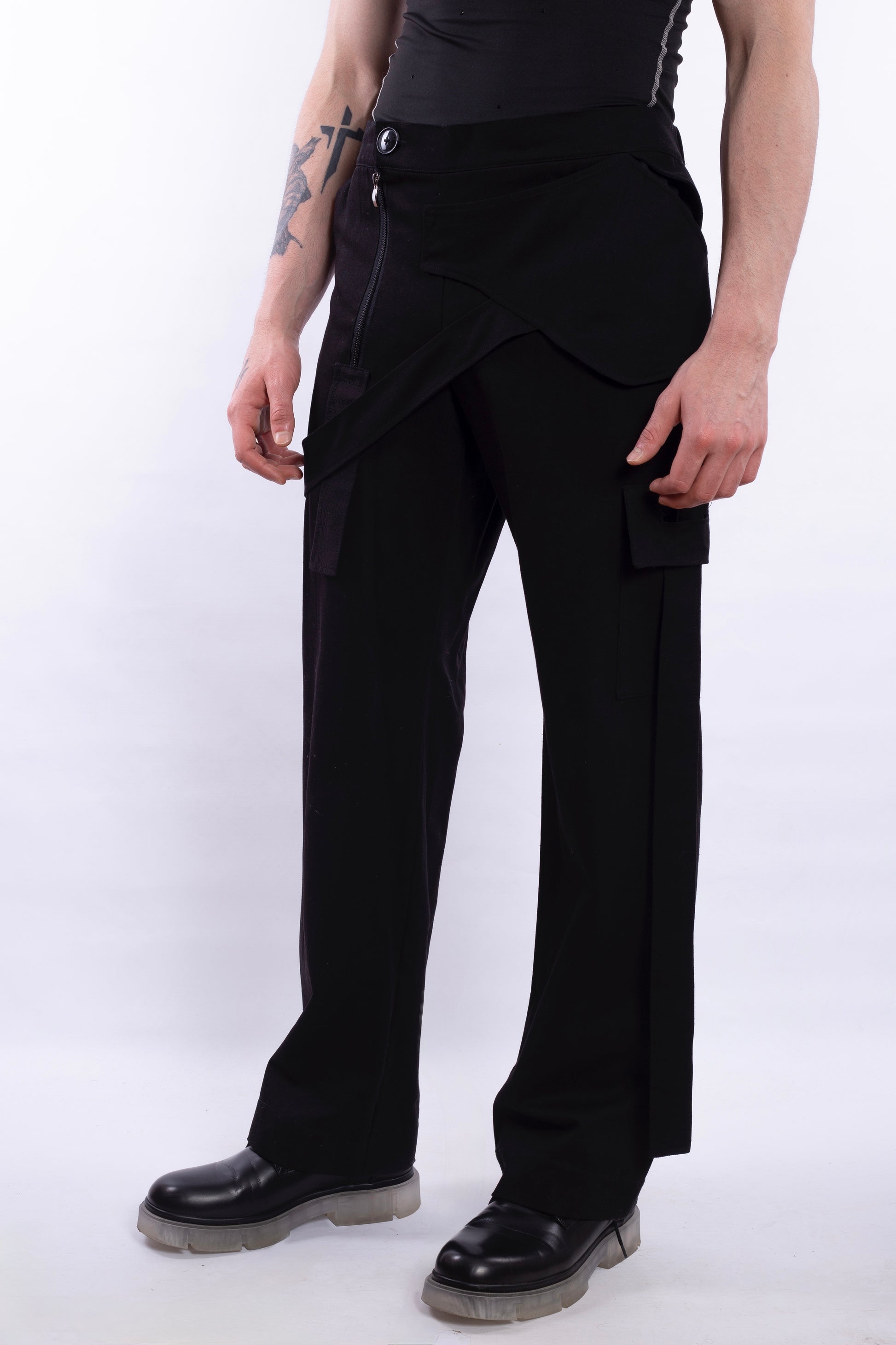 Black Pants L4