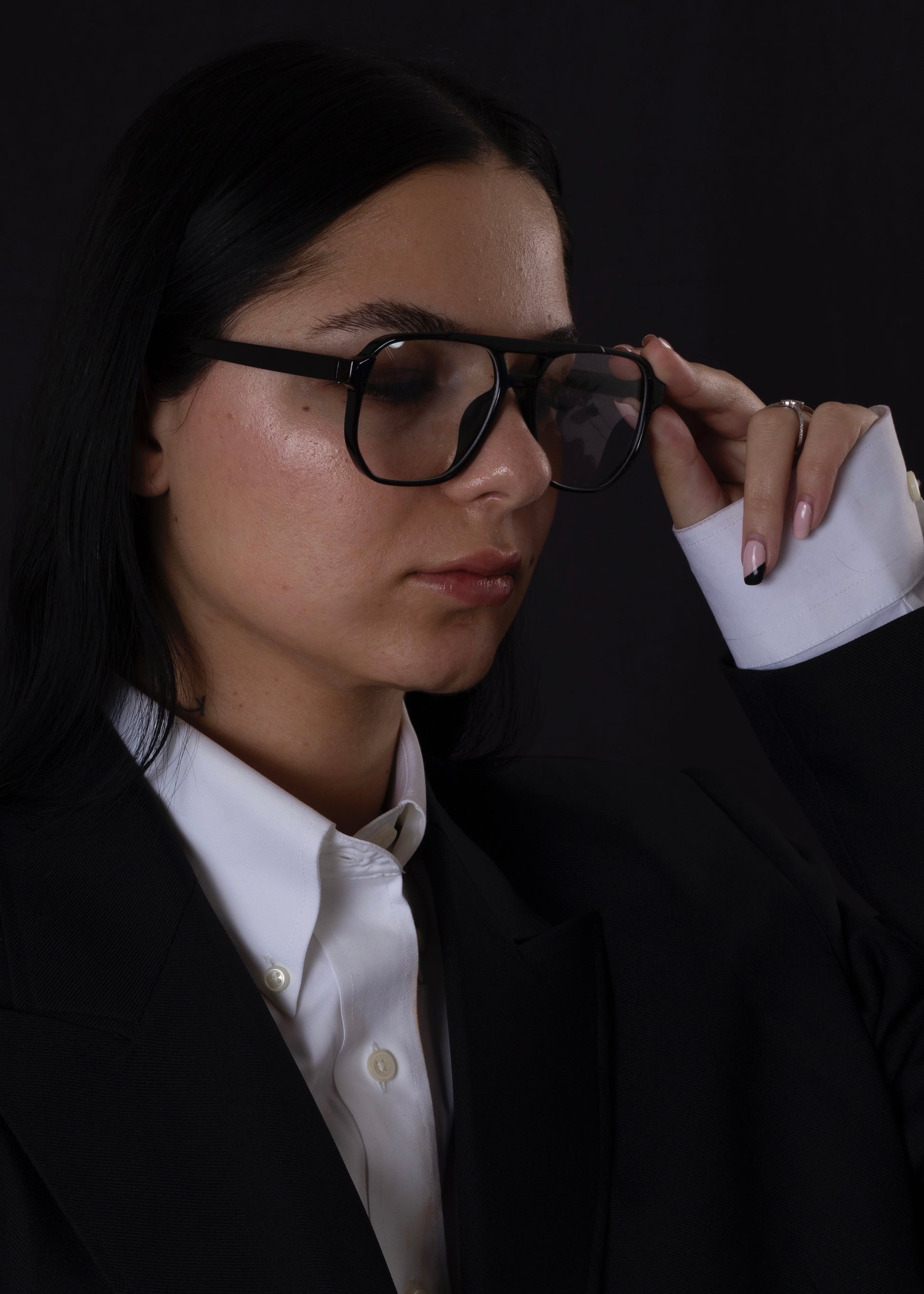 Black Retro Sunglasses