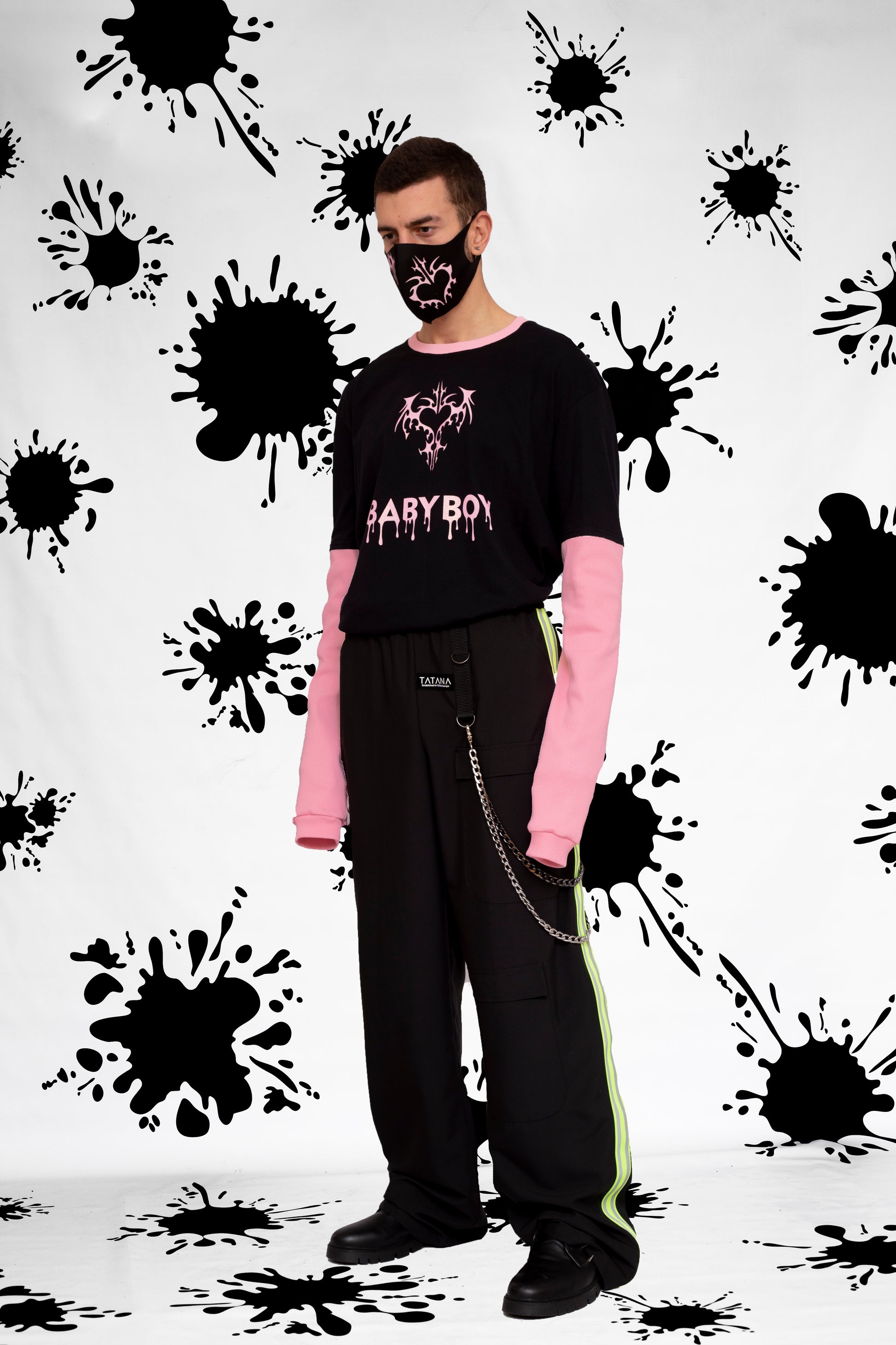 “BabyBoy” Black T-Shirt With Pink Sleevs