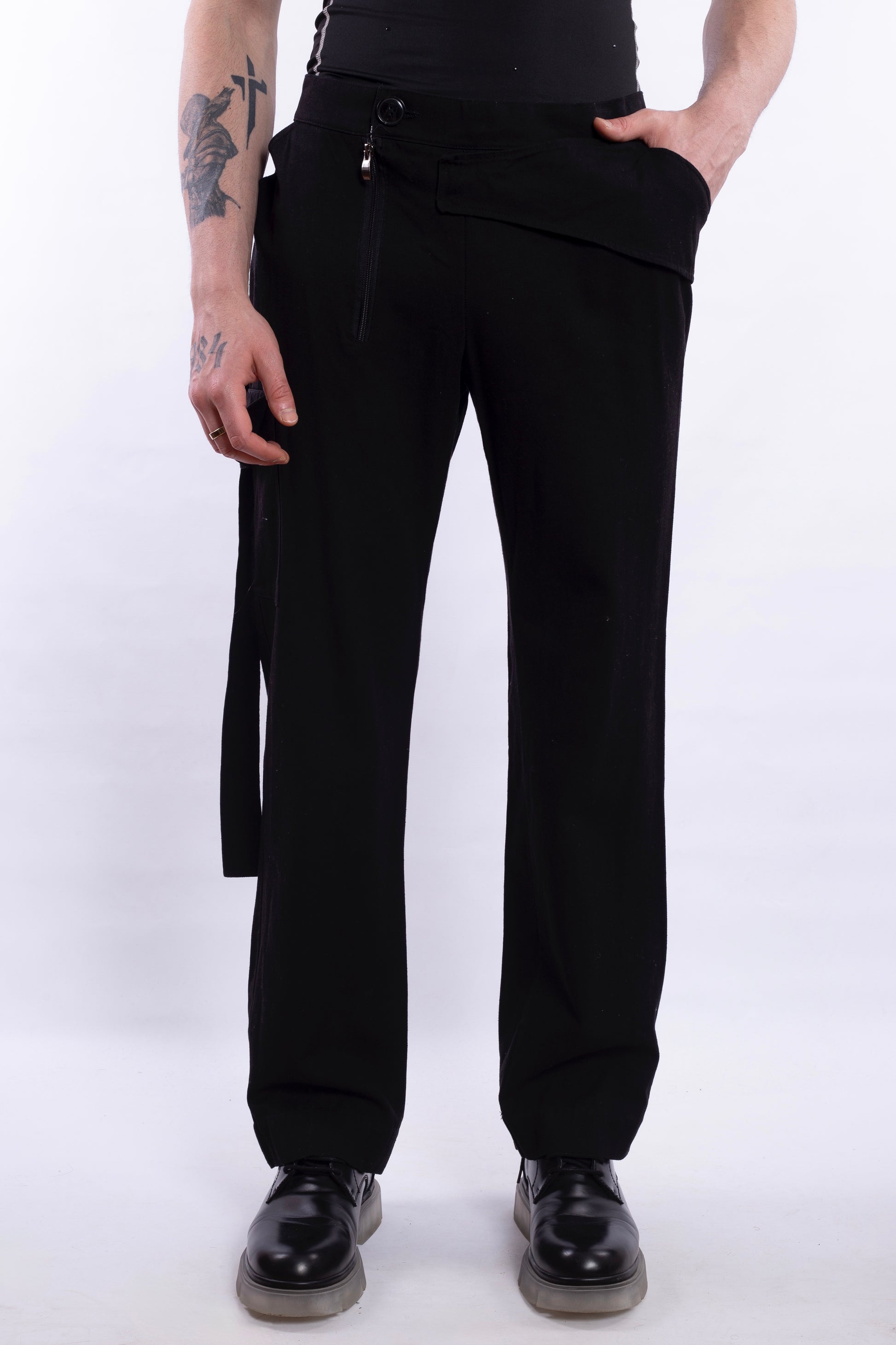 Black Pants L6