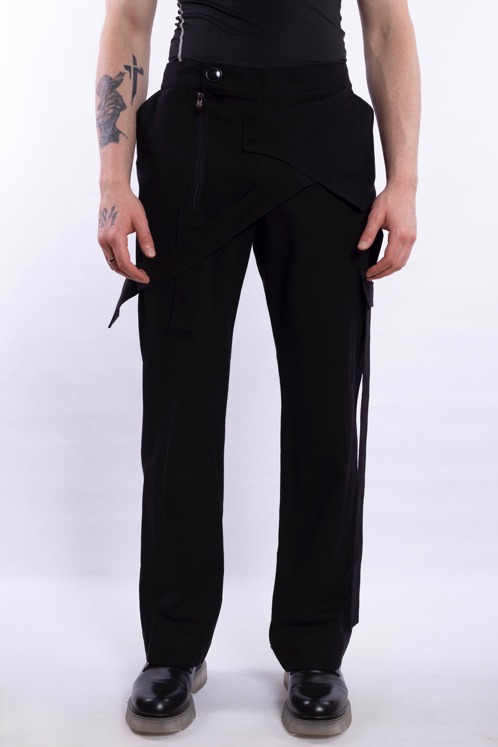 Black Pants L4