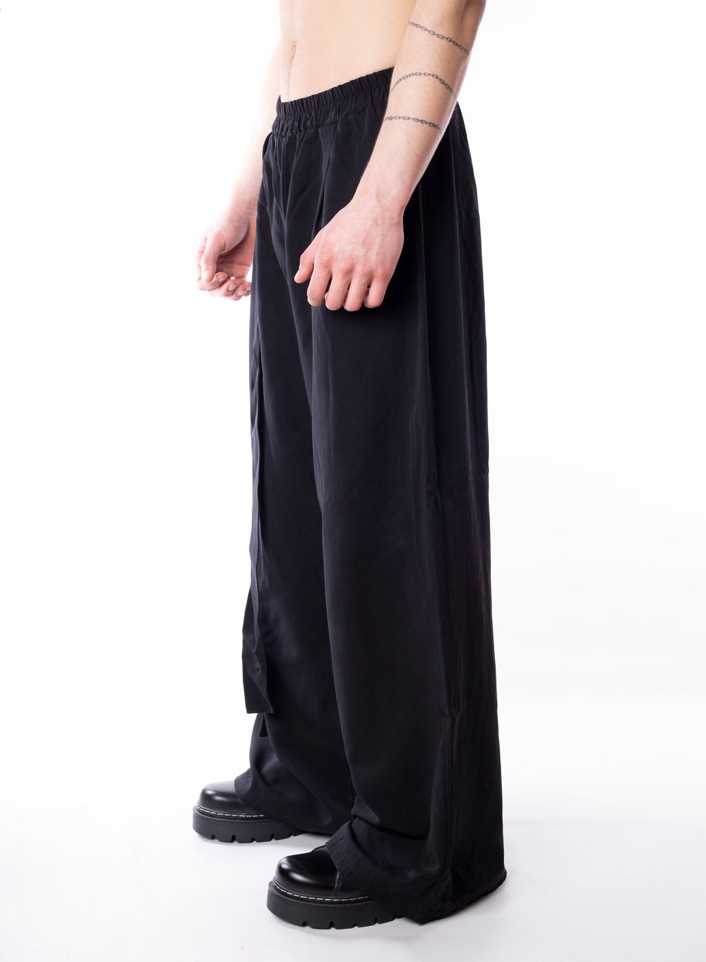 Wide Classic Pants
