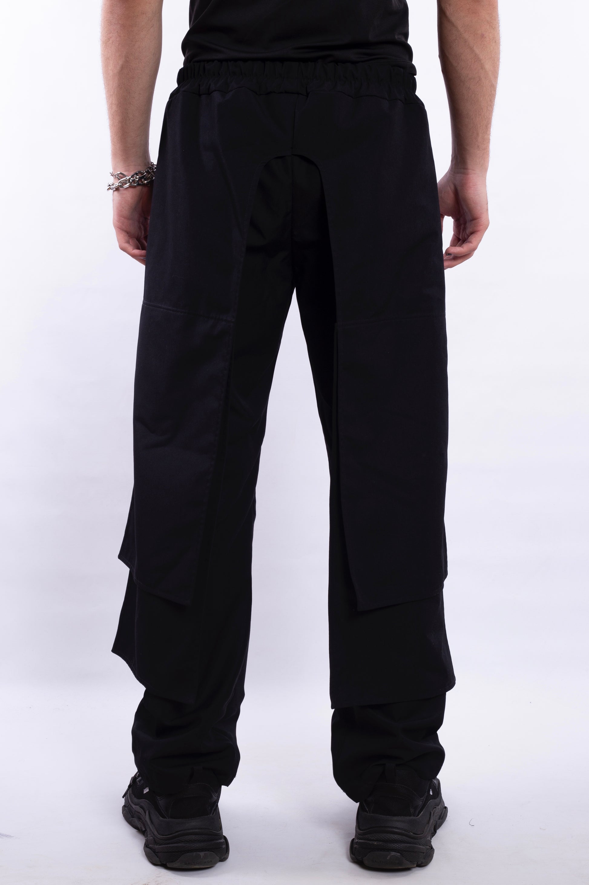 Black Pants L10 With Back Details