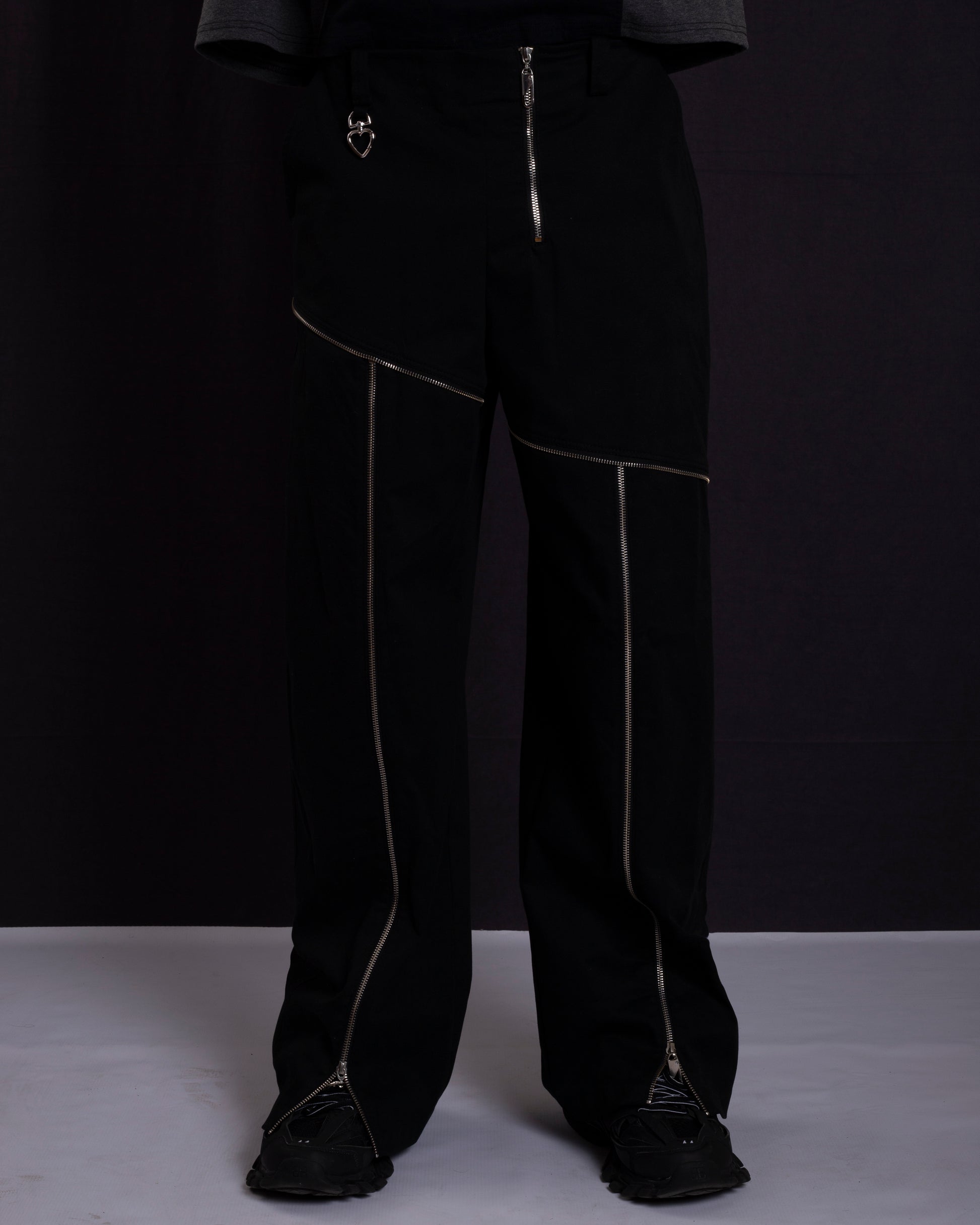 Cargo Pants with Zippers M5