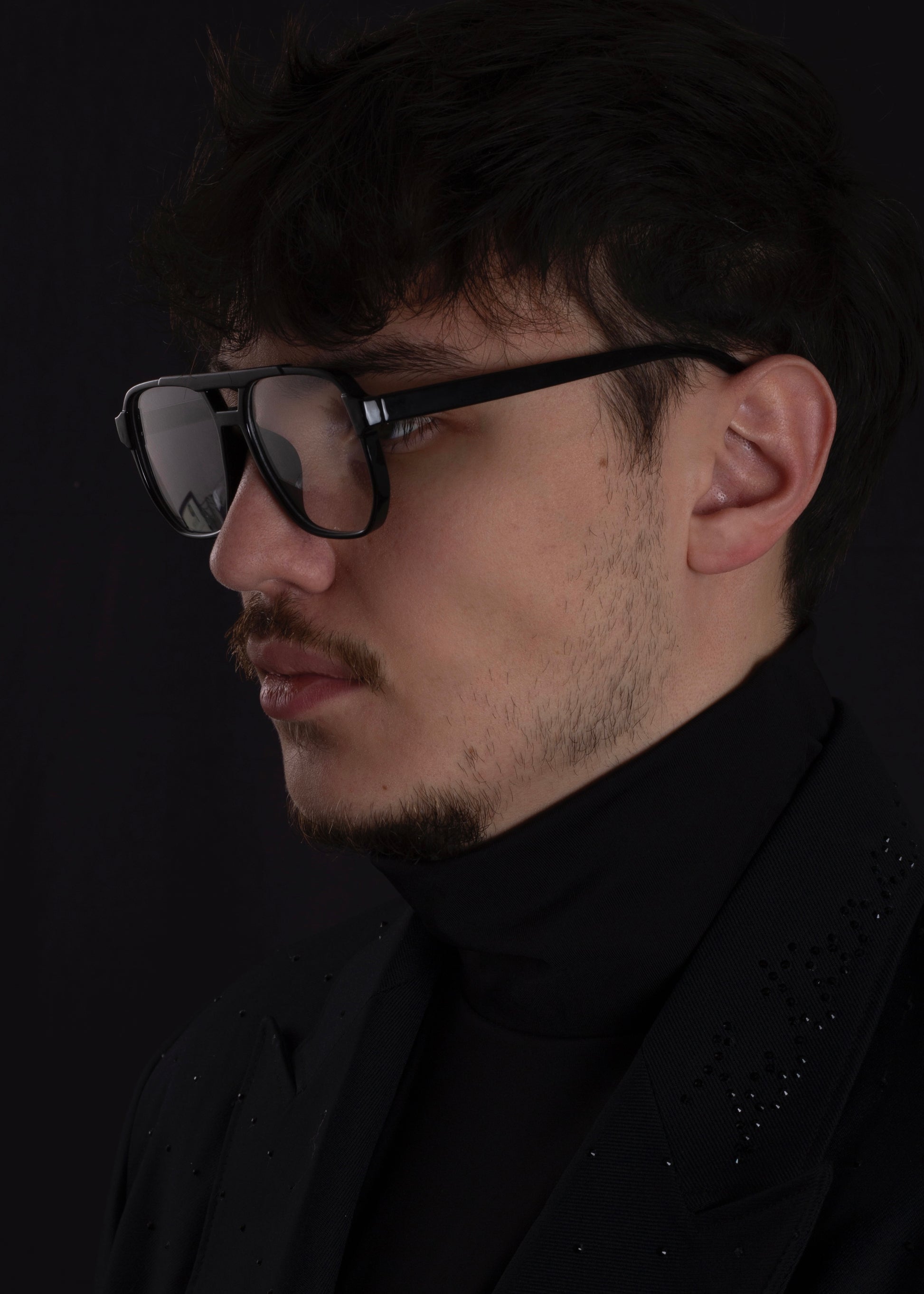 Black Retro Sunglasses