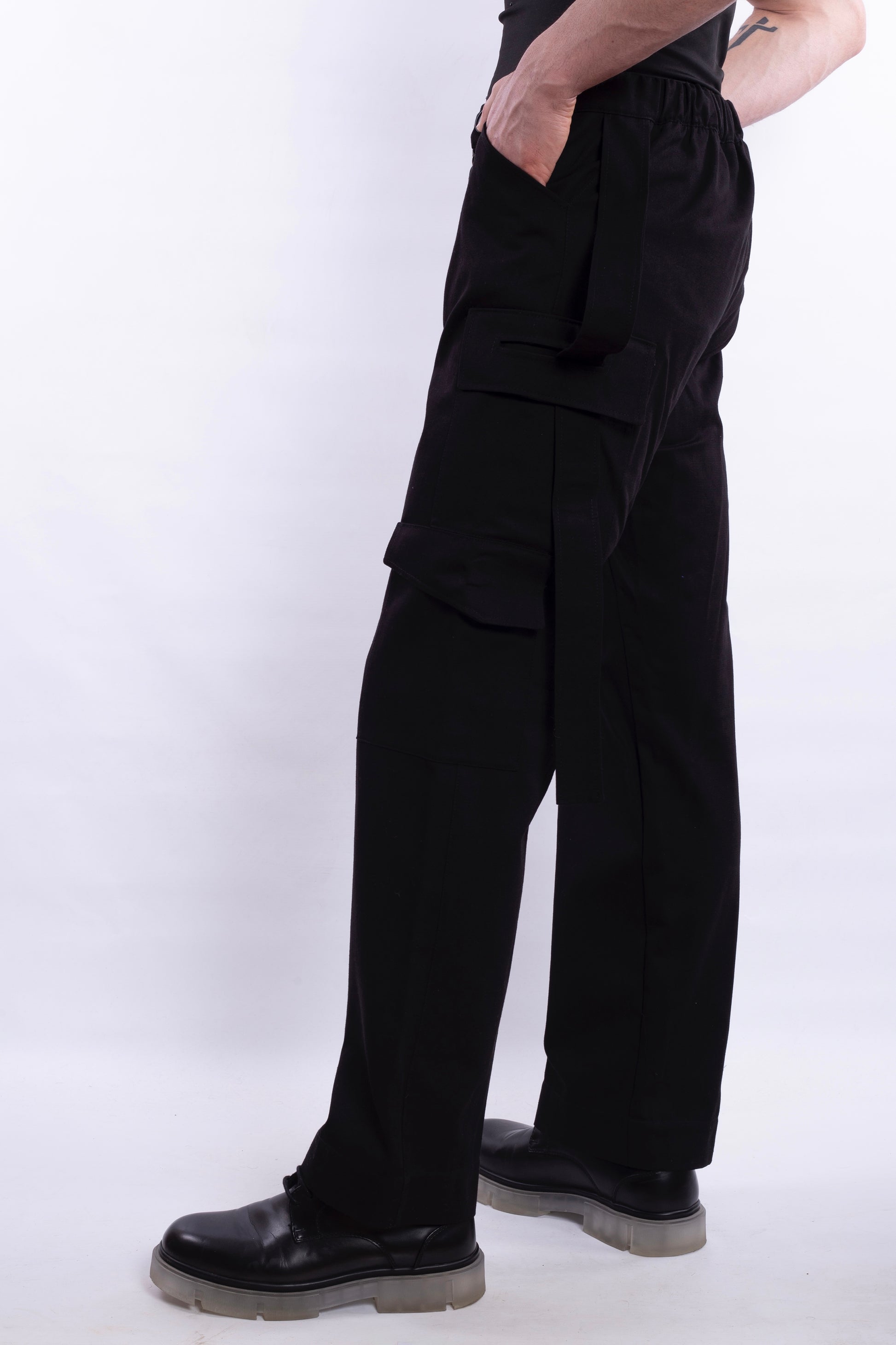 Black Pants L2