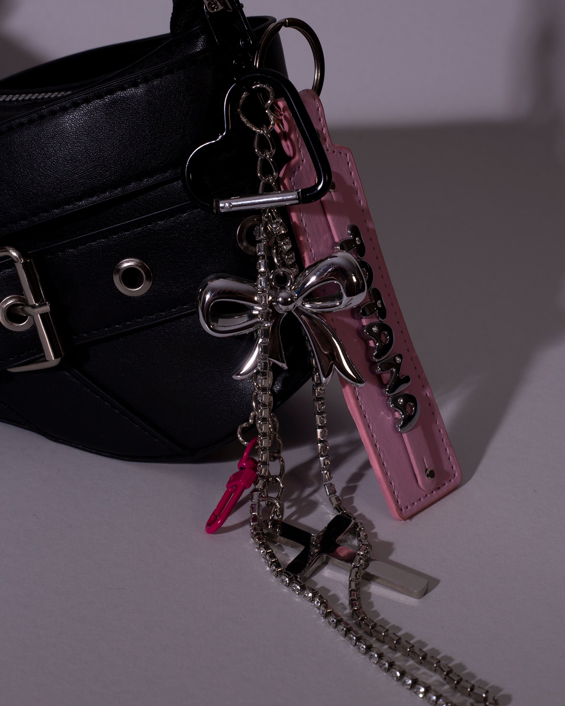 Pookie Keychain Bag (Black)